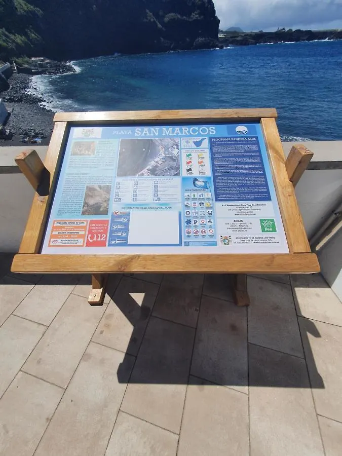 Monis Rooms,Apartment Holidays Green Tenerife Playa San Marcos 伊科德·德·洛斯·维诺斯 公寓