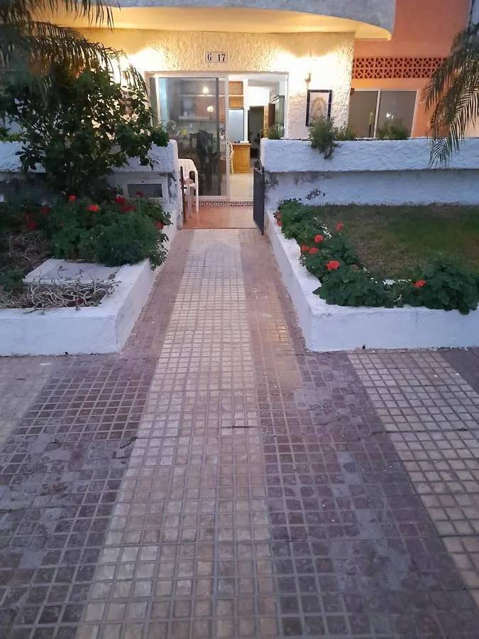 公寓 Monis Rooms,Apartment Holidays Green Tenerife Playa San Marcos 伊科德·德·洛斯·维诺斯