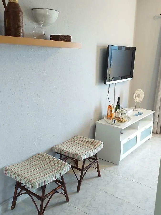 Monis Rooms,Apartment Holidays Green Tenerife Playa San Marcos 伊科德·德·洛斯·维诺斯 0*,